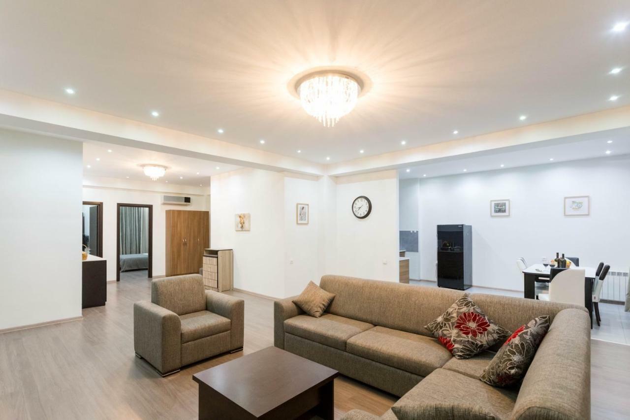 Tbilisi Sweet Home Apartment מראה חיצוני תמונה
