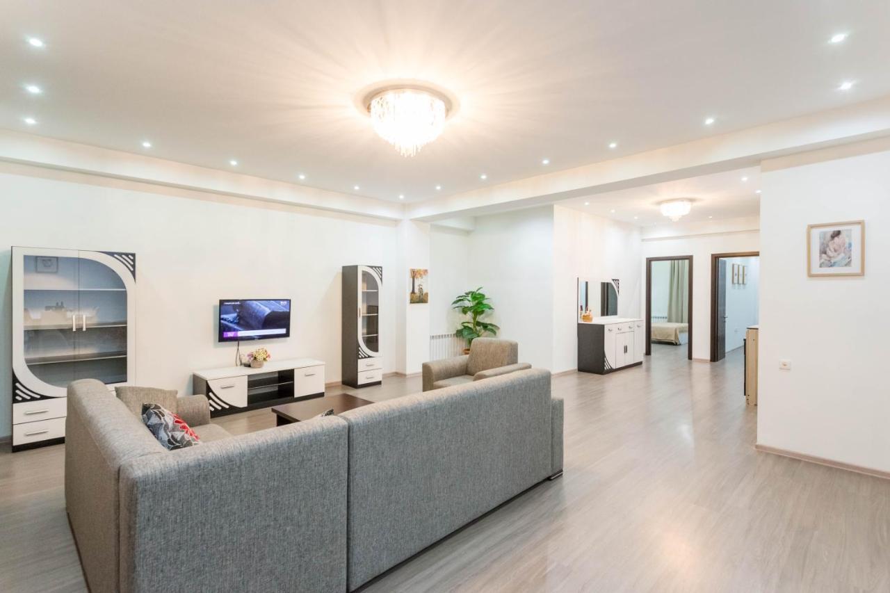 Tbilisi Sweet Home Apartment מראה חיצוני תמונה